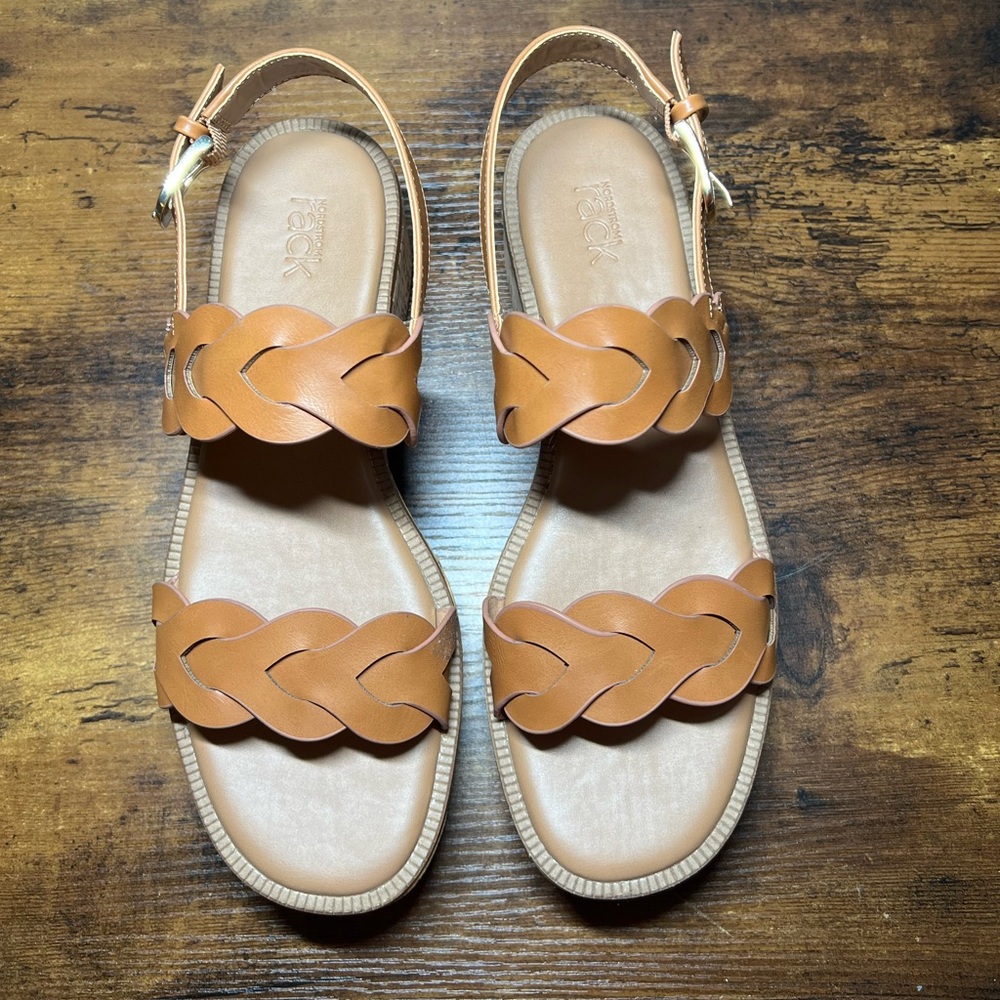 Women's Tan Sandals